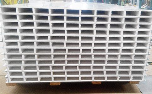 潔凈板行業(yè)：滿足高標(biāo)準(zhǔn)衛(wèi)生需求，助力醫(yī)療建筑發(fā)展